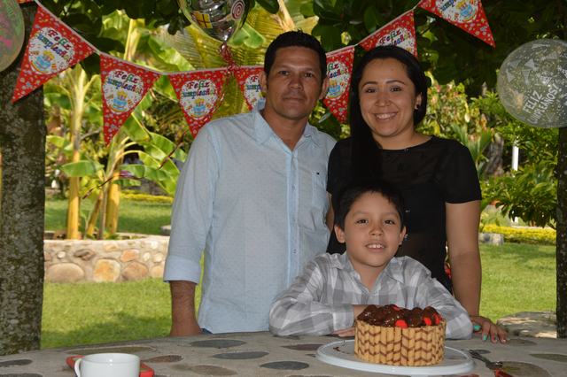 Alihumar Mendoza, Mayra Fierro y Santiago Perdomo.